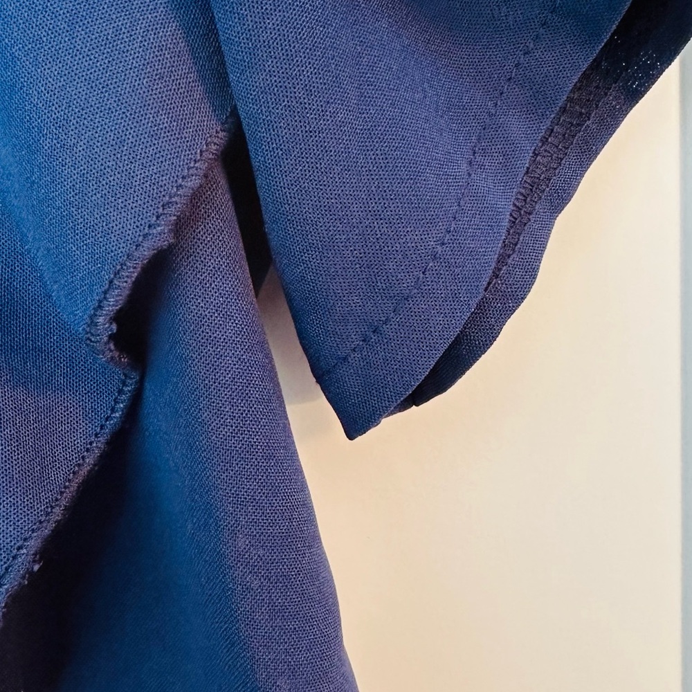 Shein Ruffle Top - Picture 4 of 8